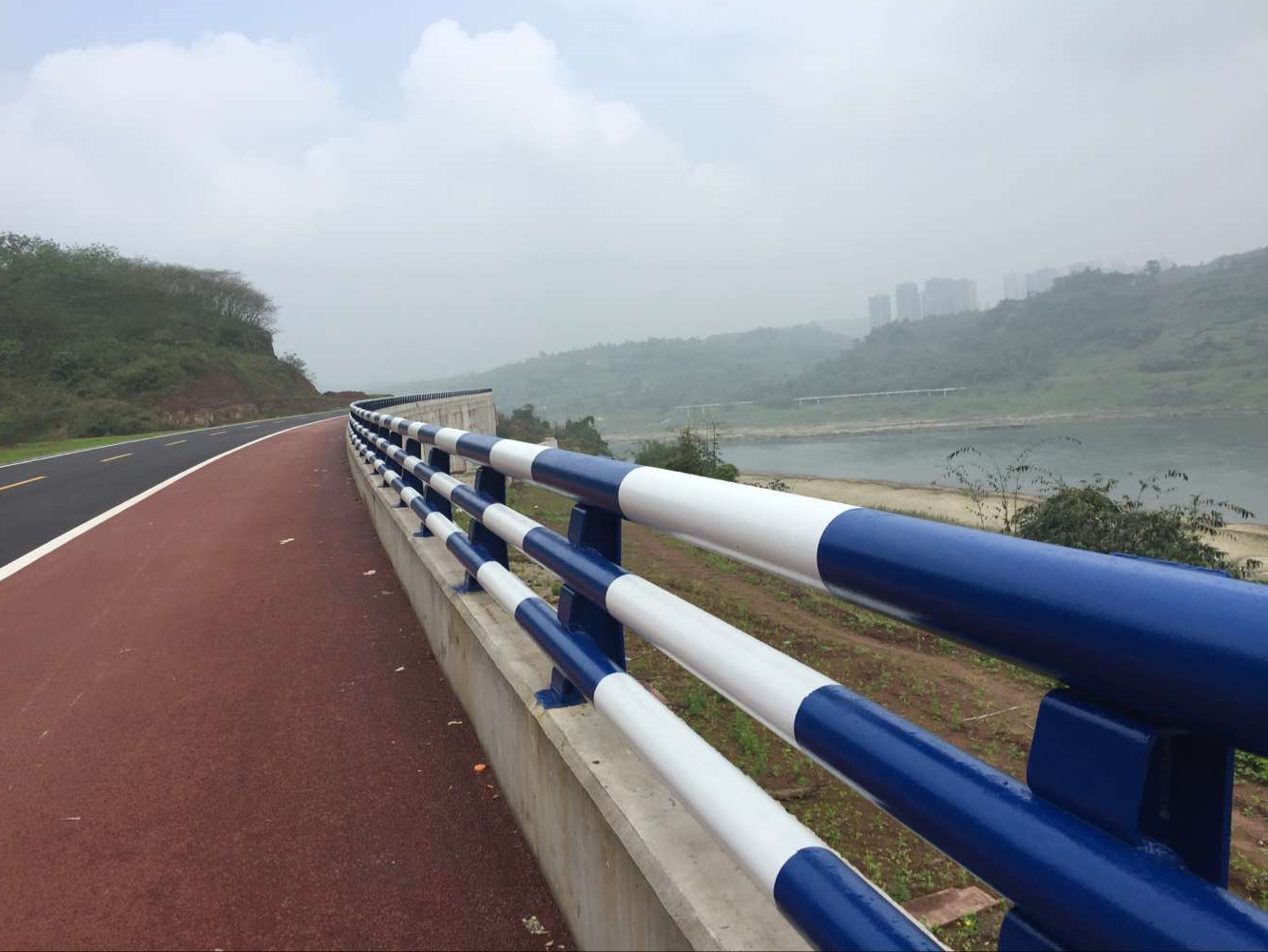 防撞護(hù)欄，防撞欄桿