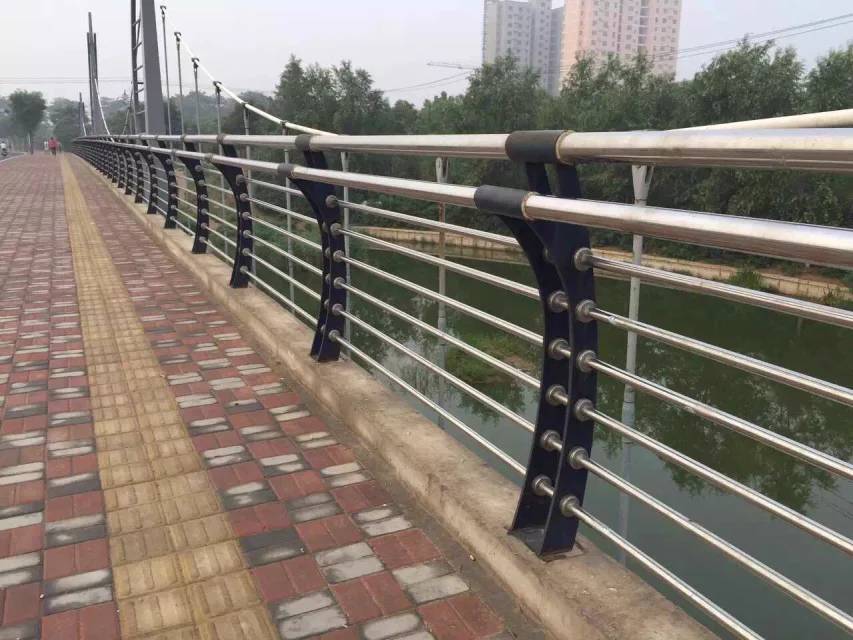 不銹鋼復合管護欄，不銹鋼復合管欄桿